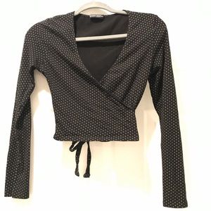 Brandy Melville Wrap long sleeve